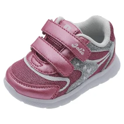 Sneaker con suola leggera e doppio strappo